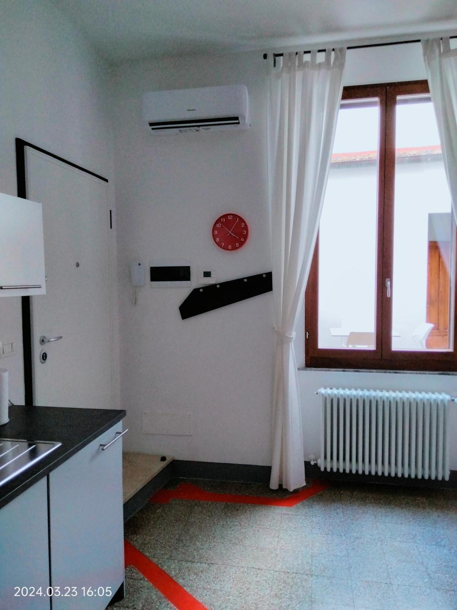 Apartamento Piazza Arnolfo 1932 Colle di Val d'Elsa Exterior foto