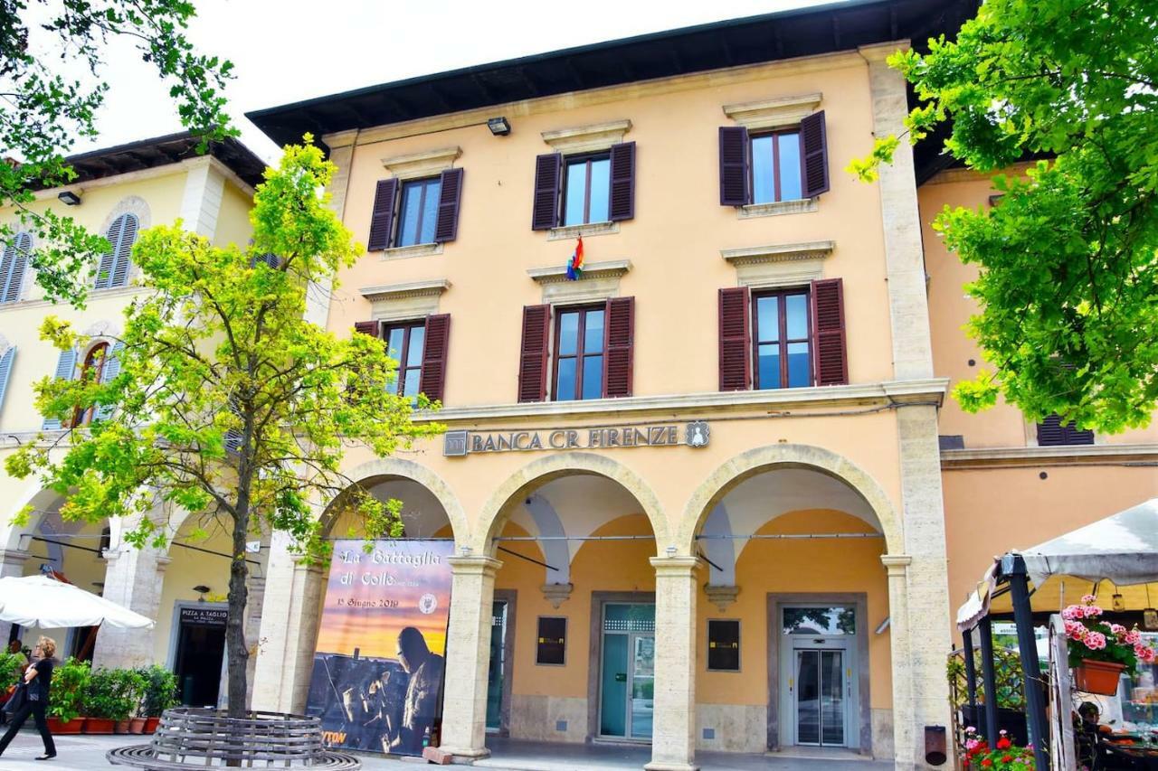 Apartamento Piazza Arnolfo 1932 Colle di Val d'Elsa Exterior foto